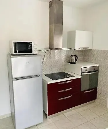 Guest house Brazza 3*